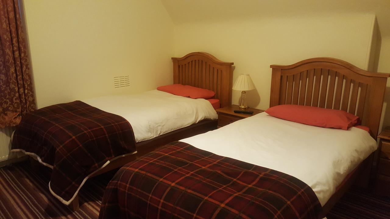 Ord Arms Hotel Мюър оф Орд Екстериор снимка